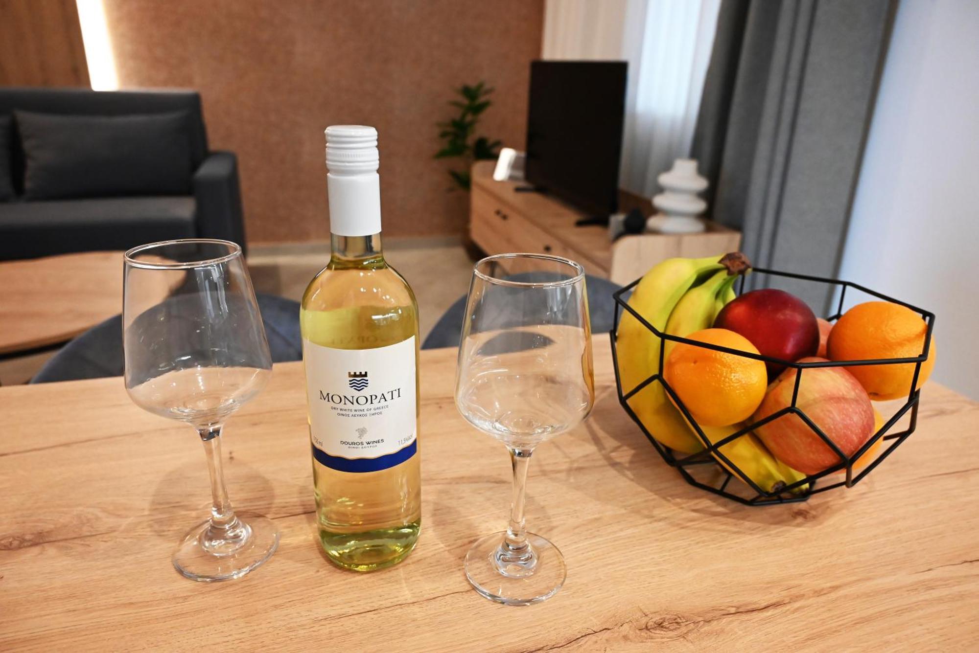 Mouson Luxury Suite With Free Private Parking Kavala Eksteriør billede